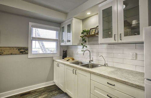 Beamsville Other | Vineyard Location Clean Spacious Family Accommodation 3 Bedroom