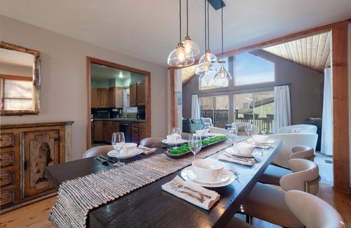 Downtown Park City House | "Virtual" Ski In/Out Old Town Home Short Walk to Lift & Main St 3br+3ba Hot Tub