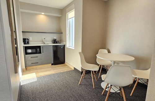 Niagara Falls Hotel | Vittoria Hotel and Suites