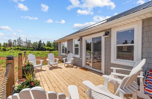 Darnley Cottage | Walk To Stunning Beach- Cottage With Hot Tub- Little Sandy Cottage Darnley PEI
