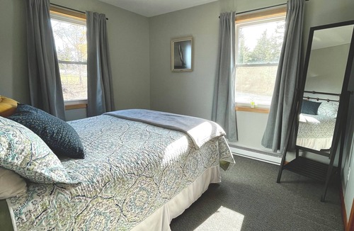 St. Peters House | Walking distance to the ocean and all amenities!