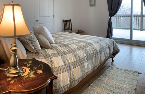 Sainte-Ann-des-Lacs House | Warm House in Sainte-anne-des-lacs