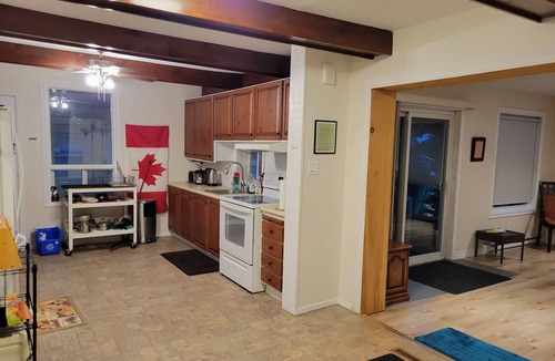 Papineauville Cottage | WATER FRONT 3 BDR house, Beach Boat Dock Kayak SALE! 40% August3-17th Only Left