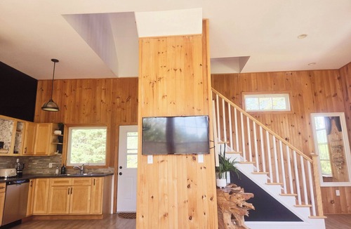 Brackley Beach House | Water view, king bed, 3 min. to beach, near downtown, full kitchen, pet friendly