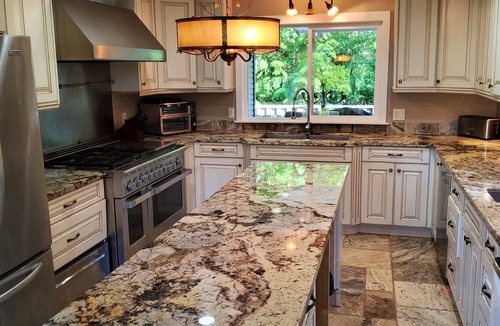 Garden Bay House | Waterfront 5 bedroom unit in house on Hotel Lake, Garden Bay B.C.