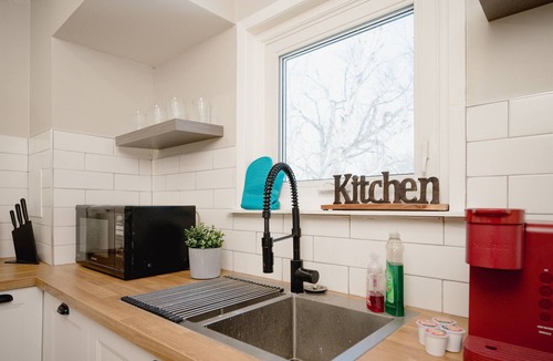 Whitney House | Waterfront Algonquin Escape | 4BR | River Access