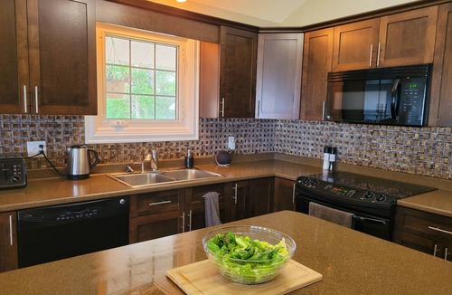 Cormierville House | Waterfront, beach, private hot tub with pool and jacuzzi
