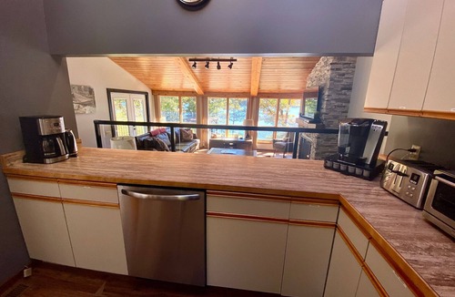 Dorset Cottage | Waterfront 4/Bed in Dorset-Algonquin Highlands