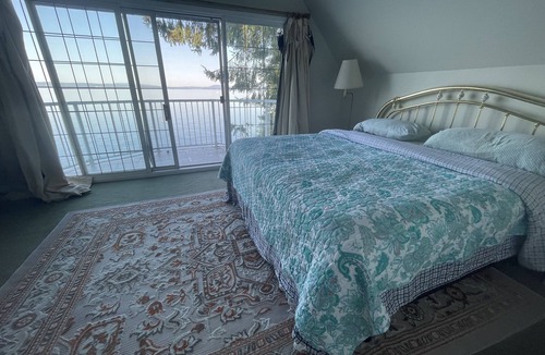 Chemainus Other | Waterfront Castle on the beach with hot tub on 1.58 Acres at downtown Chemainus
