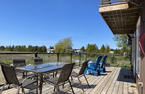 Stokes Bay House | ☀️ Waterfront Chalet with Boat Ramp, Dock and Access to Lake Huron! 💦