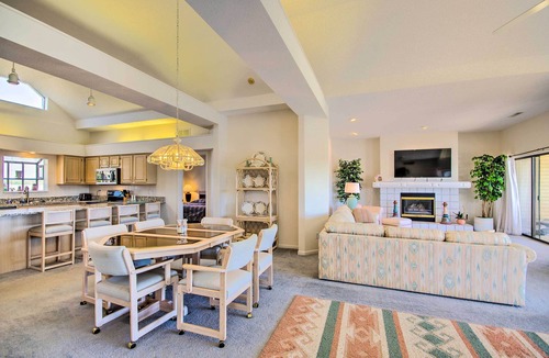 Lake Ozark Apartment | Waterfront Condo w/Resort Perks in Lake Ozark!