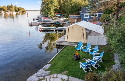 Fenelon Falls House | Waterfront Cottage w/Firepit, Boathouse, Canoes & Game Room