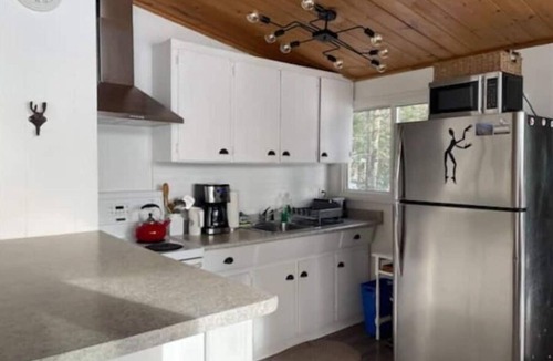 Gravenhurst Cottage | Waterfront cottage @ Muskoka Pines kayaks/fireplace/bbq/firepit