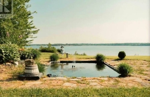 Naufrage Cottage | Waterfront Cottage in Georgetown