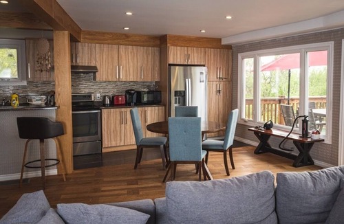 Scugog Cottage | 🏡Waterfront Cottage retreat– 1 hour from Toronto⭐