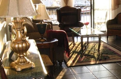 Downtown Victoria Condo | WATERFRONT DNTN LUX , WEST BALCONY, A/C, KING BDRM, FAB VIEWS - 90 day minimum