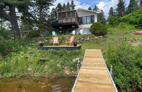 La Peche Cottage | Waterfront Family Oriented Cottage just 45 minutes from Downtown Ottawa!