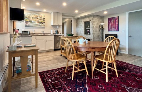 Courtenay House | Waterfront Getaway while visiting family, near Bike Trails, and Nature Walks.