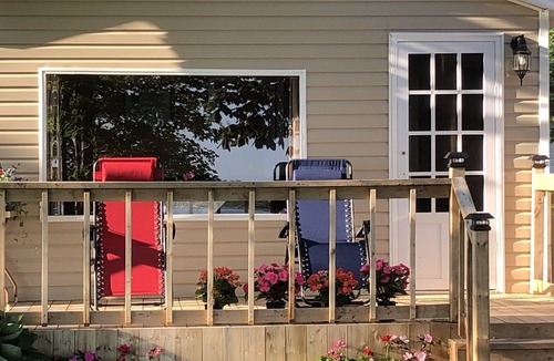 Stanhope House | Waterfront honeymoon holiday home