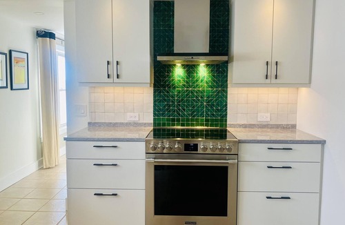New London House | Waterfront Vacation Home - close to Cavendish, golf, beach.