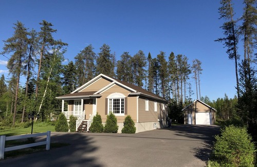 Saint-David-de-Falardeau House | Welcome to Chalet de Claude, at the foot of Monts-Valin
