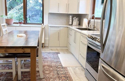 Shawnigan Lake Other | Welcome to Cottonwood Home! Beach and private small lake!