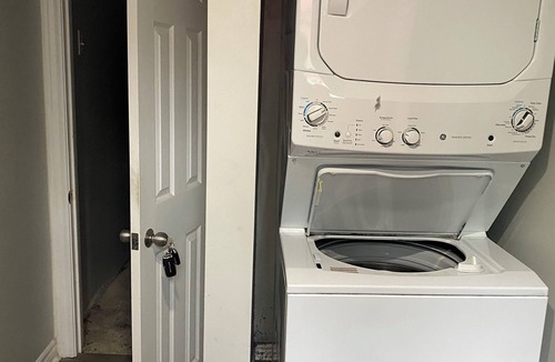 Bridgewater Apartment | Welcome to our cozy/charming 2 Bedroom 1 Bath Apartment in Central Bridgewater