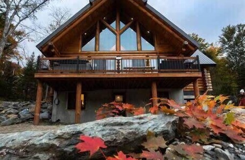 Saint-Philemon Ski Chalet | Welcome to the JUNGLE - Log cabine - SPA
