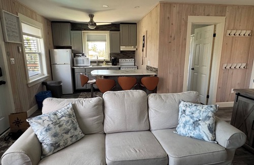Cavendish Cabin | Welcome to the “Willow”