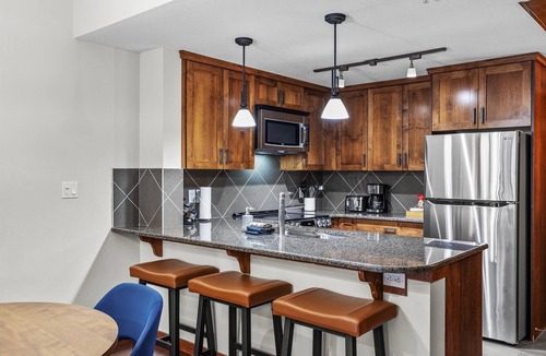 Canmore Hotel | Welcoming Poolside Condo – Perfect for Couples!