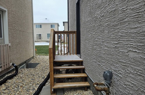 Fort Gary House | Welcoming Private 2 Bedroom Suite