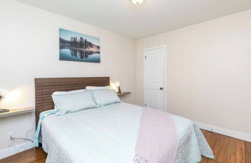 Laprairie House | Well located, quite and comfortable house