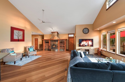 Sooke House | West Coast Ocean View Estate