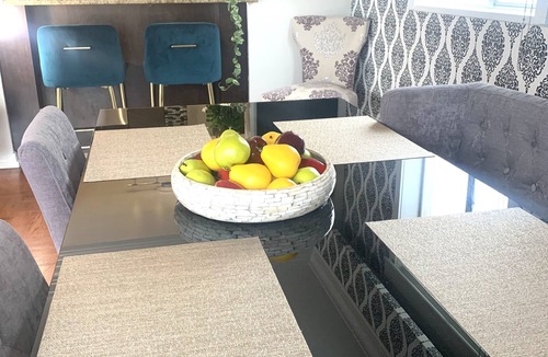 West End Apartment | West End 1Bed Luxury Beach Penthouse with Parking