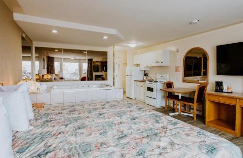 Red Deer Hotel | Western Budget Plus Mosaic Suites