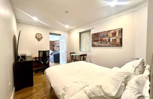 North Vancouver House | Westview Vacation Rental - Two BR House