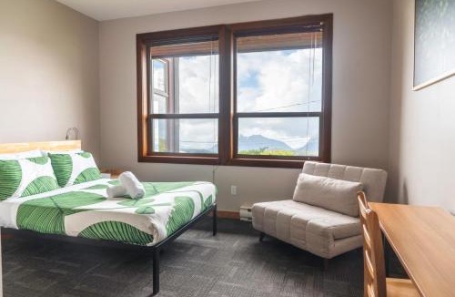 Tofino Hostel | Whalers Guesthouse