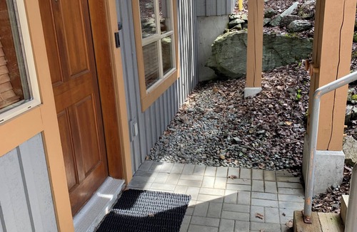 Nordic Estates House | Whistler Getaway with Mountain Views – Ski & Bike from Your Door