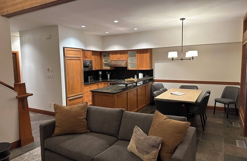 Village North House | Whistler Village Luxury Townhome with Mountain Views - Sleeps 8