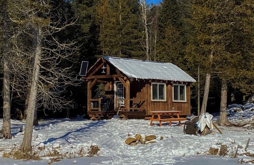 Lanark Cabin | White Pine Acres Cozy couples cabin in lanark private on a large pond & pines
