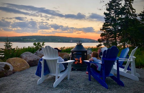 Lower LaHave House | Whitecaps Retreat Beach House