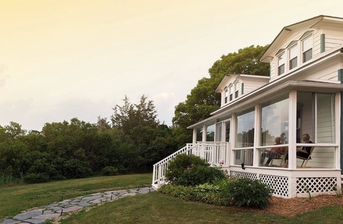 Bongard House | Wilda Farmhouse | 4 Bedrooms | 8 Guests | Hot Tub