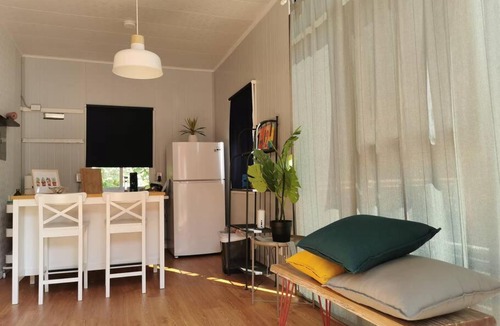 Powell River Apartment | Wilderness Cottage