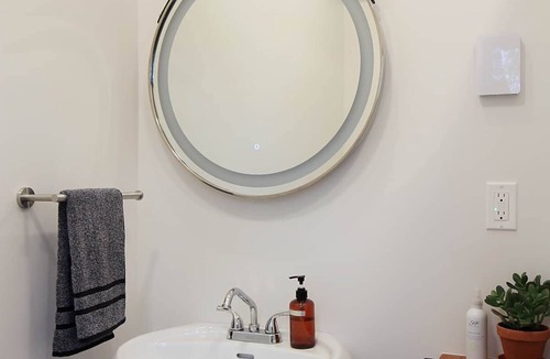 Bowen Island Bed & Breakfast | Wildernest Mountainside Airstream Getaway