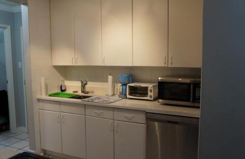 Connaught Apartment | Wildrose : 2-Bedroom City Apartment