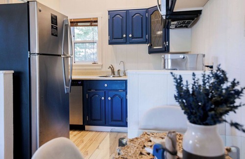 Boutiliers Point Cottage | Wilson's Coastal Club - C6n