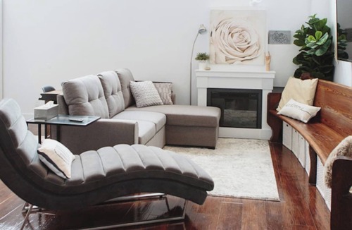 Belleville Apartment | Wind Rose 28 · Tour Trails & Wineries Near Prince Edward County