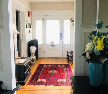 Mount Pleasant Bed & Breakfast | Windsor Guest House