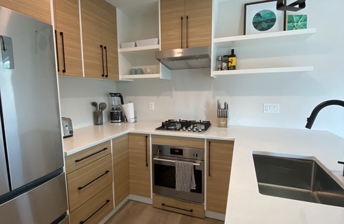 Okanagan-Similkameen Apartment | Wine, Lake, Repeat I City Edge Retreat Naramata Wine Gateway