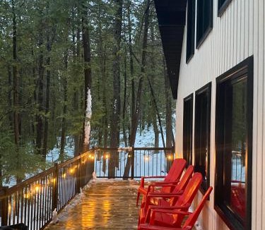 Chertsey Ski Chalet | Winter Lakefront Chalet - Serendipity Hideaway - Ski, Skate, Snowshoes & Relax by the Cozy Fire